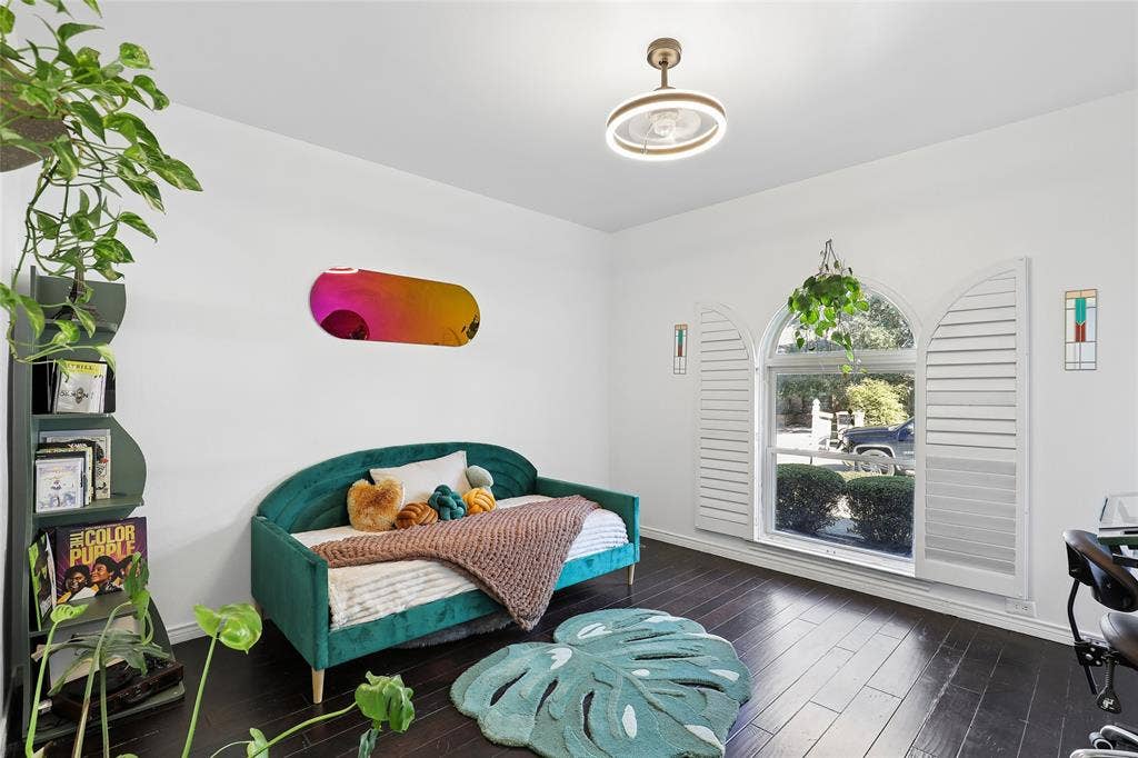 5716 Plumtree Drive, Dallas, TX 75252 secondary bedroom could be used as an office