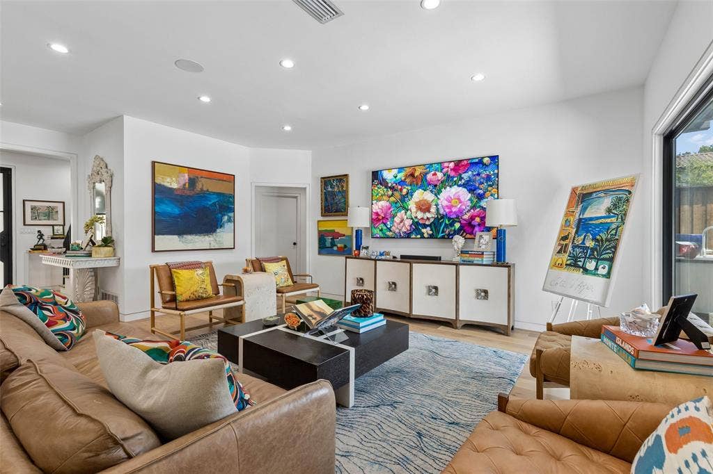 6242 Prospect Avenue, Dallas, TX 75214 6242 Prospect Avenue, Dallas, TX 75214