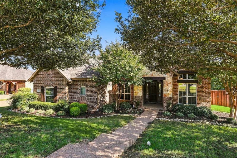 Property photo for 3110 Creek Haven Drive, Highland Village, TX