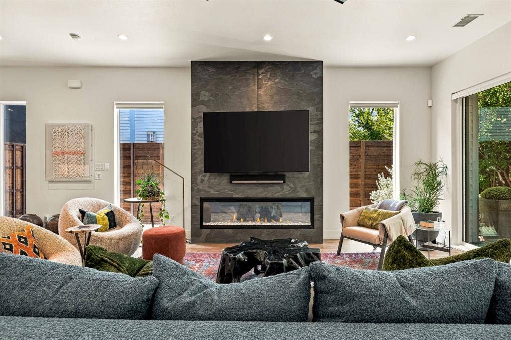 4623 Coles Manor Place, Dallas, TX 75204