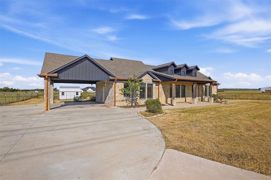 Property photo for 4009 FM 901, Whitesboro, TX