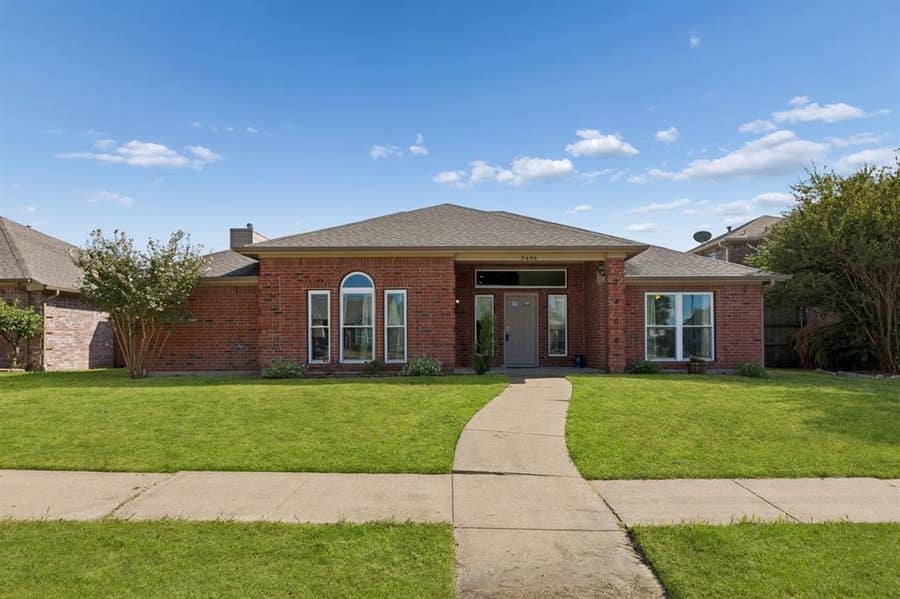 Property photo for 7406 Bayview Drive, Rowlett, TX
