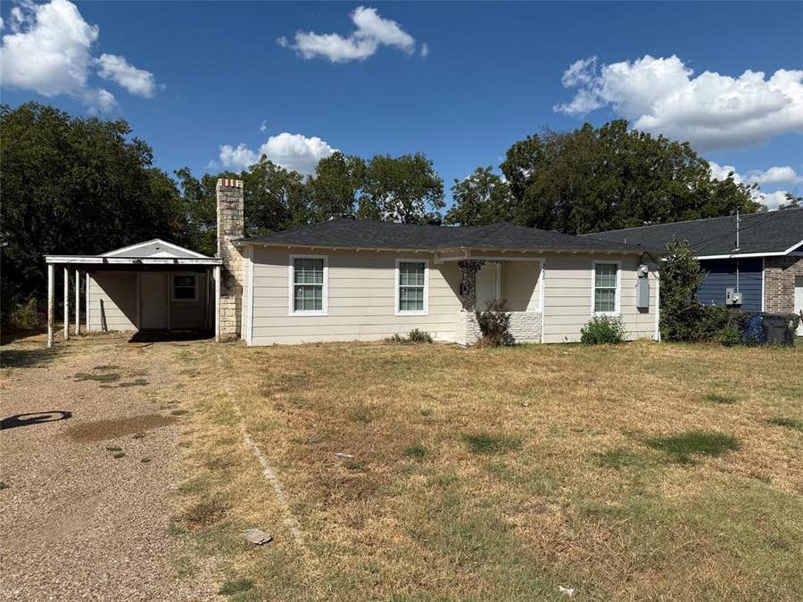 Property photo for 3233 Springview Avenue, Dallas, TX
