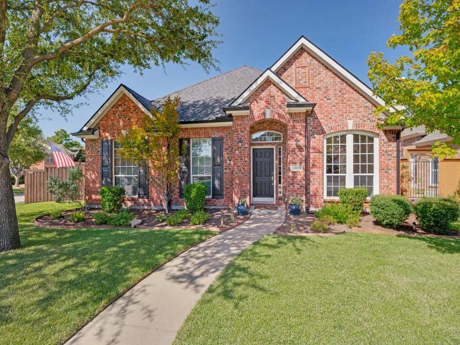 Property photo for 11003 Saguaro Street, Frisco, TX