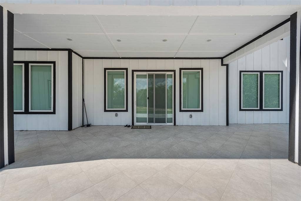 911 Oldgate Road, Lakeside, TX 76108 911 Oldgate Road, Lakeside, TX 76108