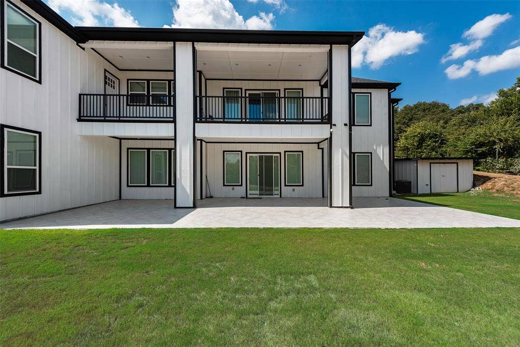 911 Oldgate Road, Lakeside, TX 76108 911 Oldgate Road, Lakeside, TX 76108