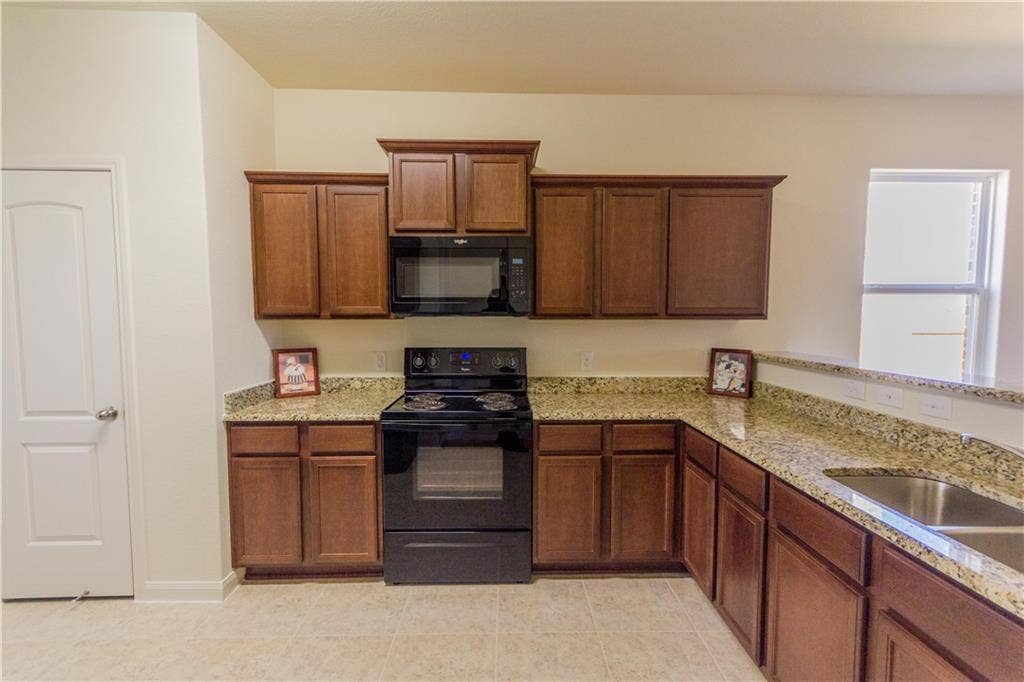 1605 Park Trails, Princeton, TX 75407 1605 Park Trails, Princeton, TX 75407
