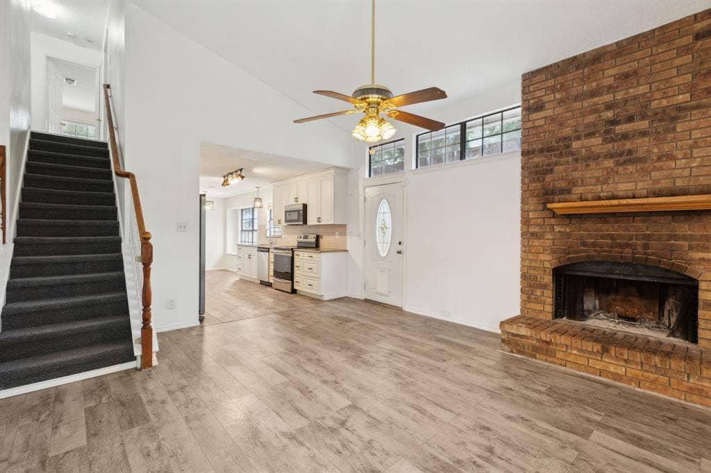 2020 Crestmeadow Street, Denton, TX 76207 2020 Crestmeadow Street, Denton, TX 76207