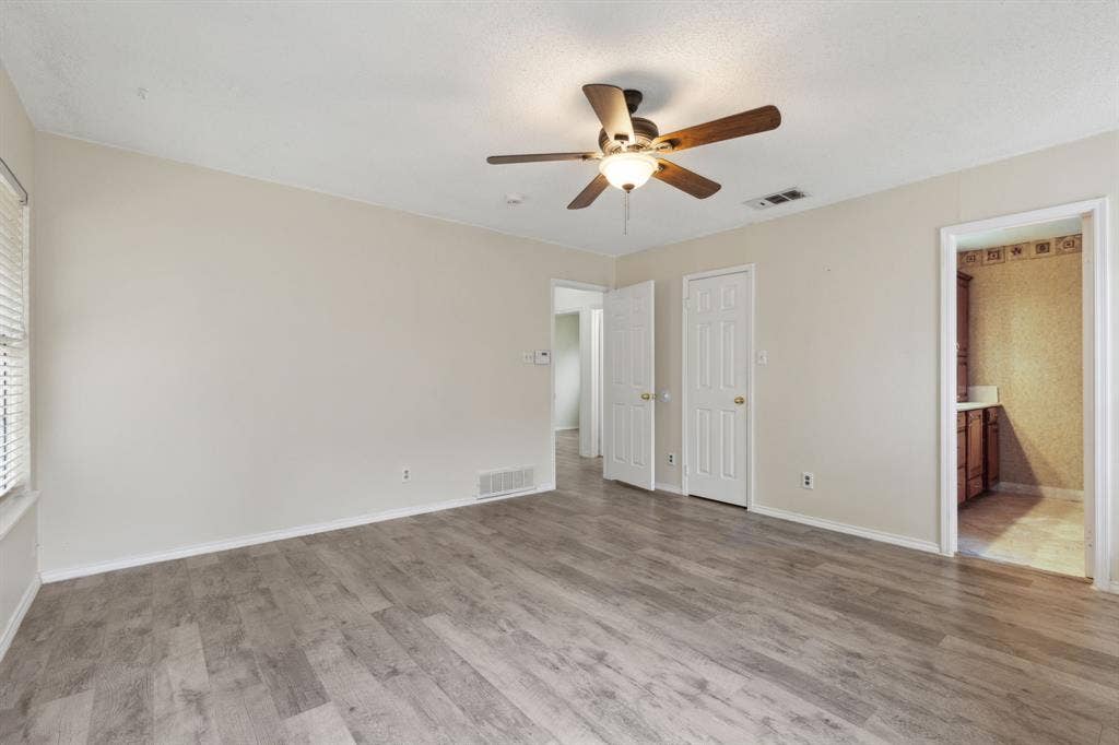 2020 Crestmeadow Street, Denton, TX 76207 2020 Crestmeadow Street, Denton, TX 76207