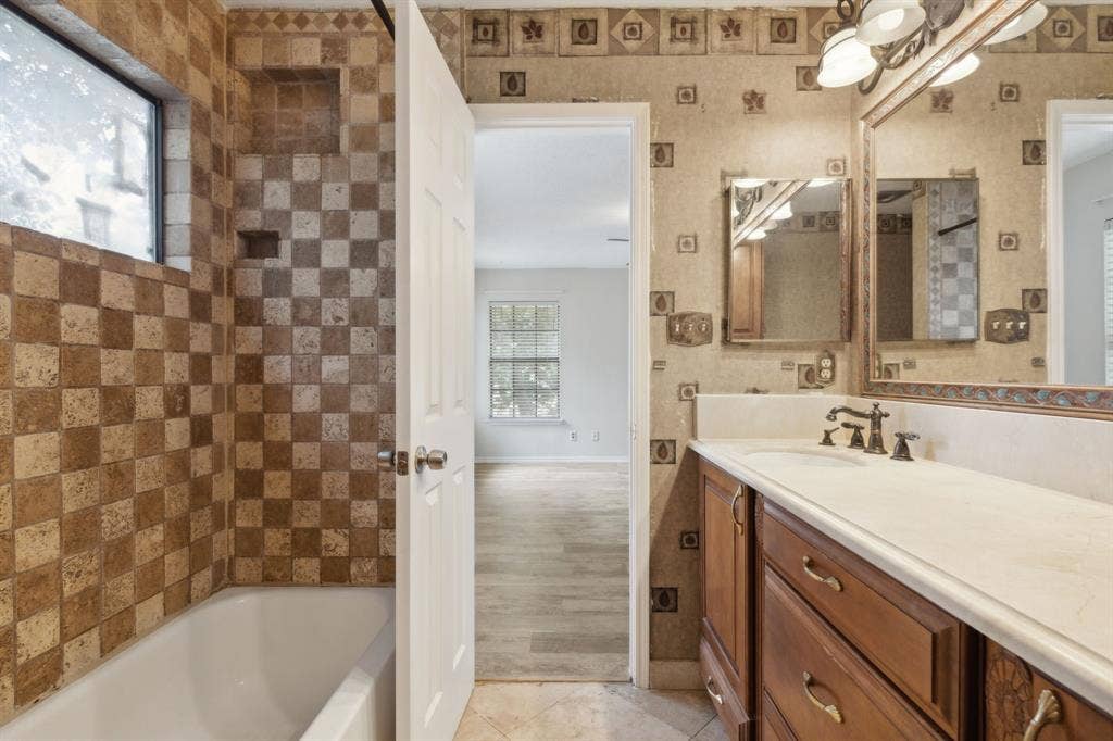 2020 Crestmeadow Street, Denton, TX 76207 2020 Crestmeadow Street, Denton, TX 76207