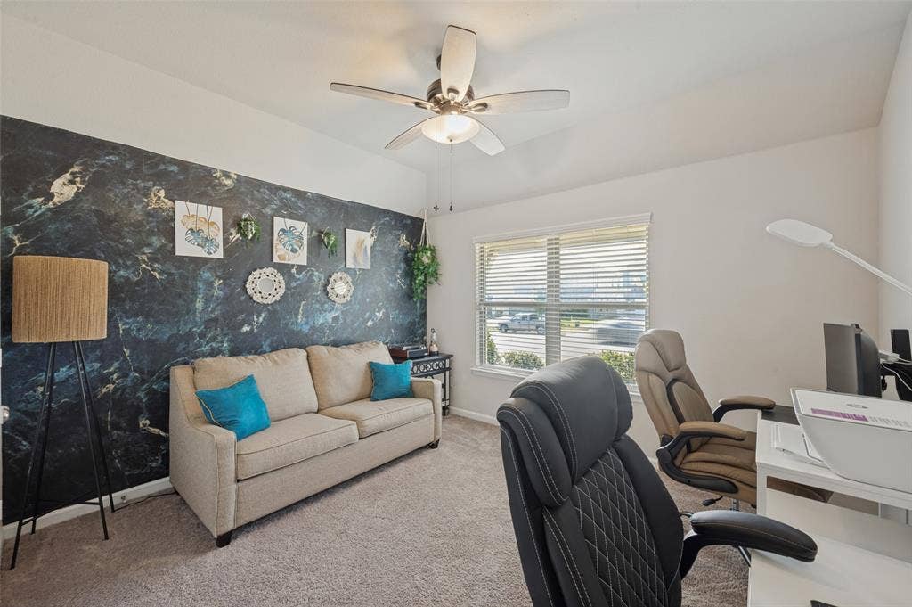 632 Cherry Hills Road, Red Oak, TX 75154 Recessed lighting and ceiling fan overhead