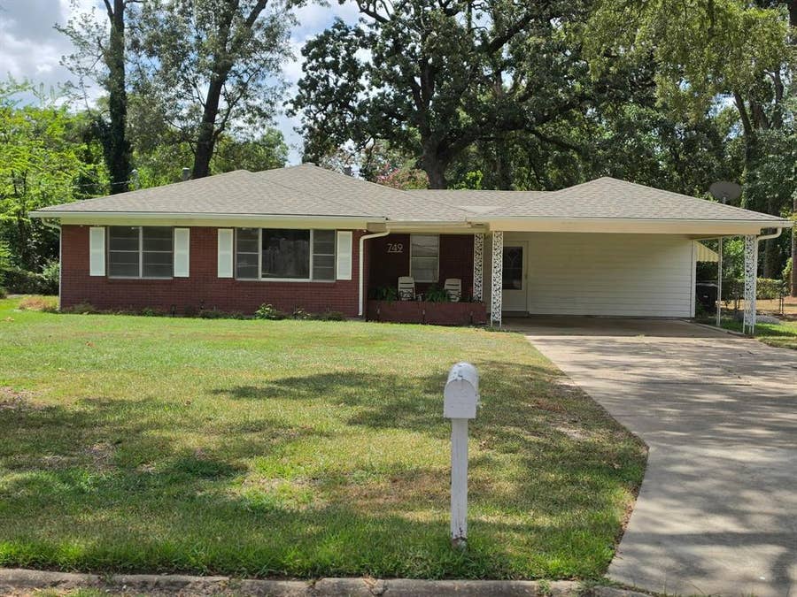 Property photo for 749 Dodd Drive, Shreveport, LA