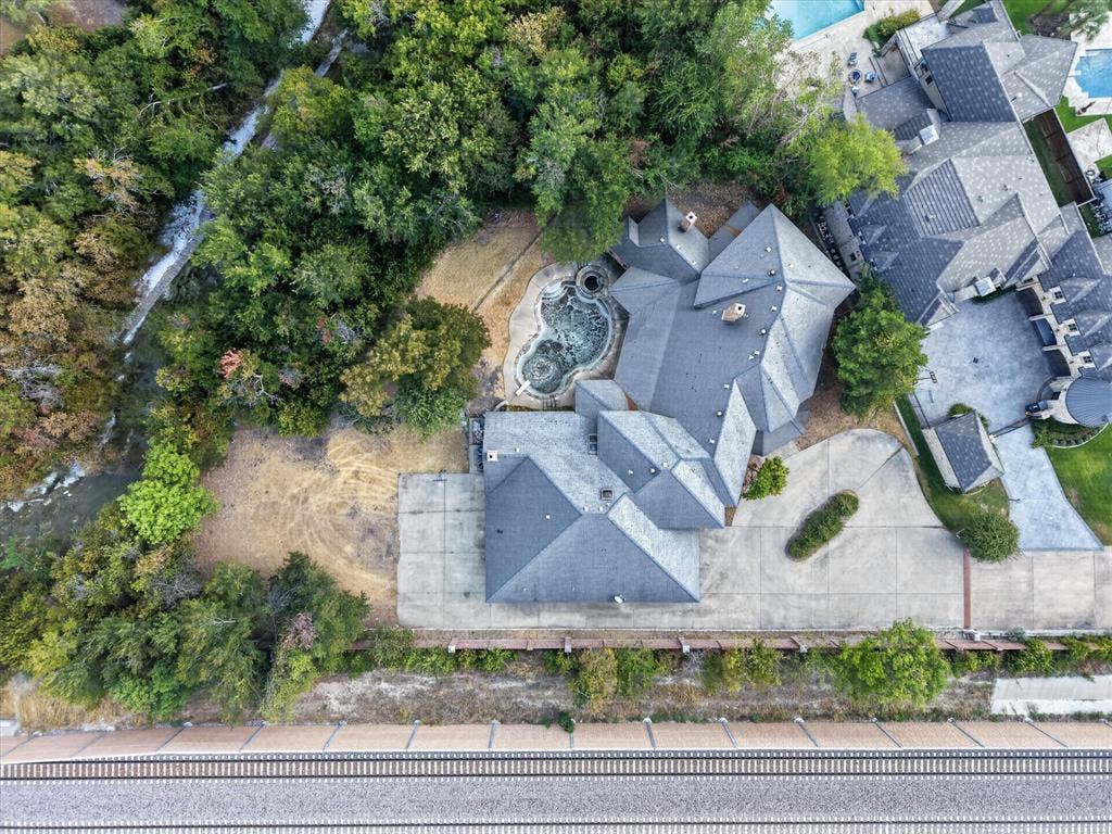 7007 Spanky Branch Court, Dallas, TX 75248 7007 Spanky Branch Court, Dallas, TX 75248