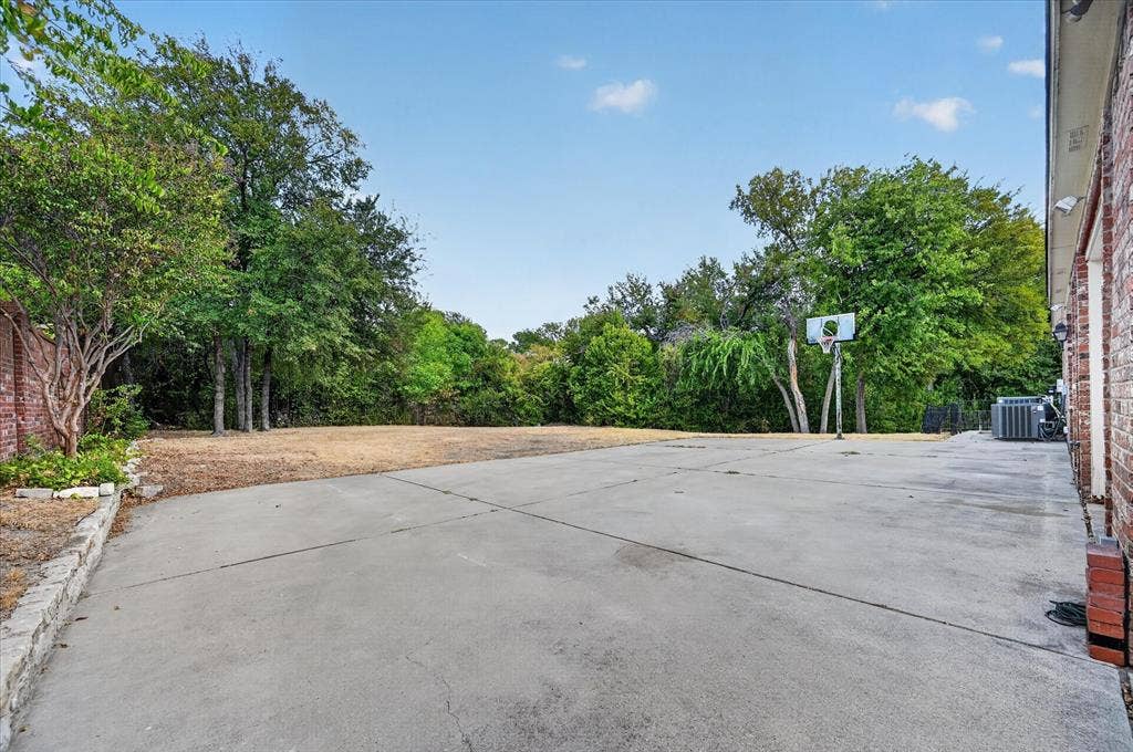 7007 Spanky Branch Court, Dallas, TX 75248 7007 Spanky Branch Court, Dallas, TX 75248