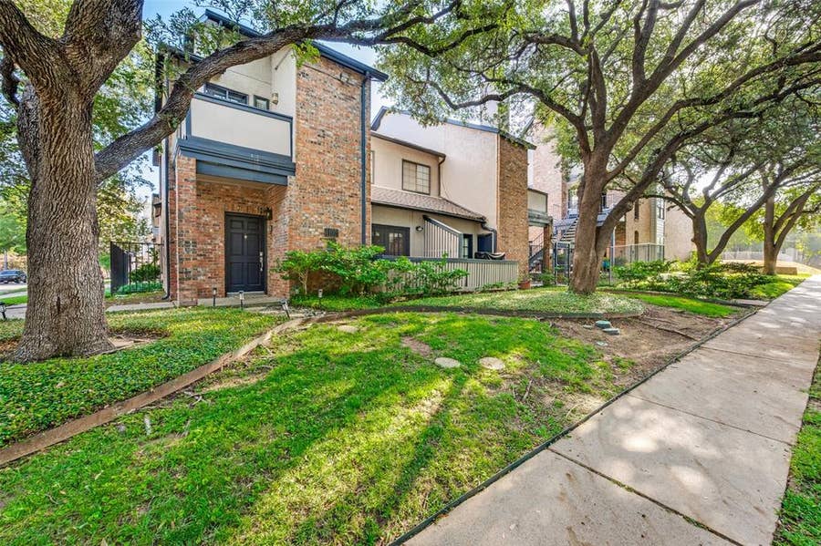 Property photo for 4102 Buena Vista Street, #13, Dallas, TX