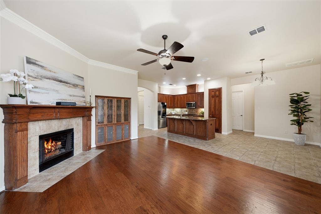919 Panther Lane, Allen, TX 75013 919 Panther Lane, Allen, TX 75013