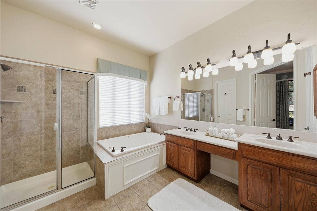 919 Panther Lane, Allen, TX 75013 919 Panther Lane, Allen, TX 75013
