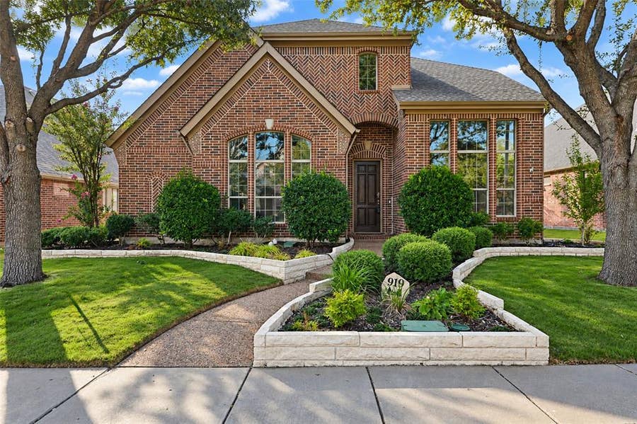 Property photo for 919 Panther Lane, Allen, TX