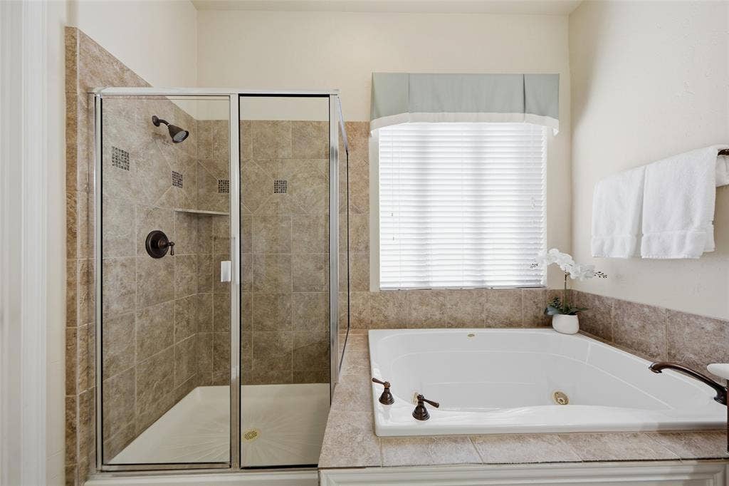 919 Panther Lane, Allen, TX 75013 919 Panther Lane, Allen, TX 75013