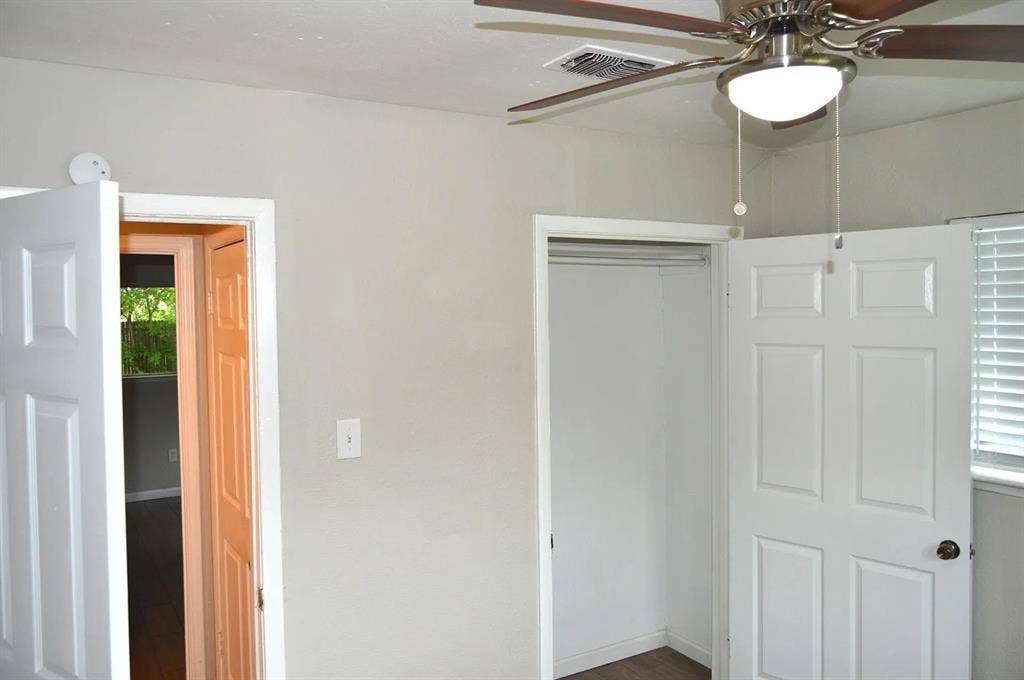 5729 Emerson Drive, Watauga, TX 76148
