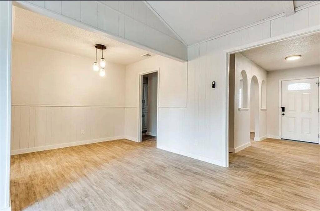 1606 Travis Street, Garland, TX 75042 1606 Travis Street, Garland, TX 75042
