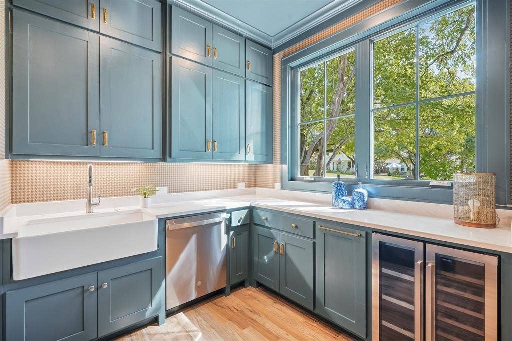 2212 Carleton Avenue, Fort Worth, TX 76107 2212 Carleton Avenue, Fort Worth, TX 76107
