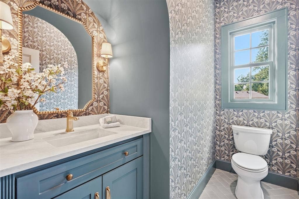 2212 Carleton Avenue, Fort Worth, TX 76107 2212 Carleton Avenue, Fort Worth, TX 76107
