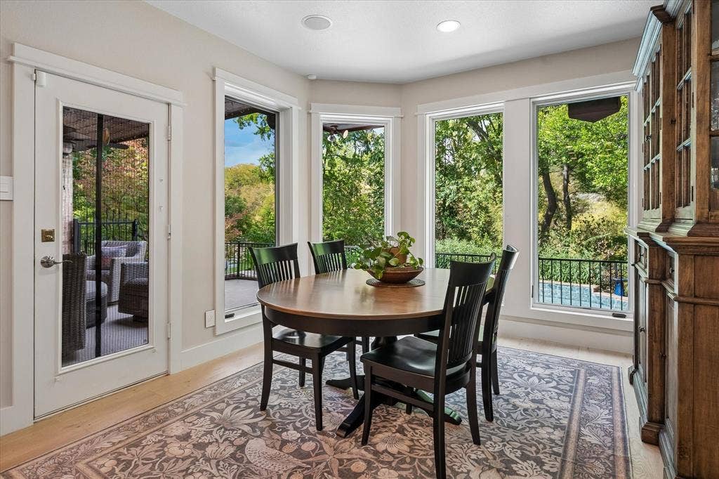 9758 Vinewood Drive, Dallas, TX 75228 9758 Vinewood Drive, Dallas, TX 75228