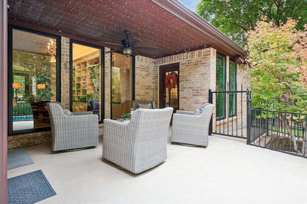9758 Vinewood Drive, Dallas, TX 75228 9758 Vinewood Drive, Dallas, TX 75228