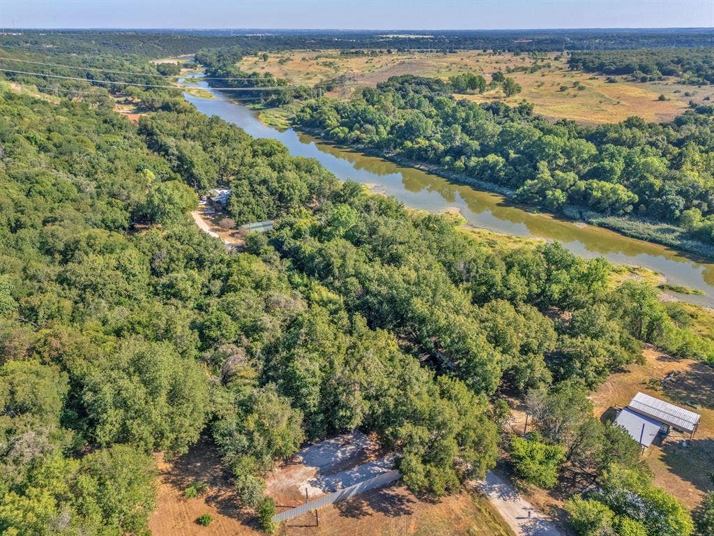 8810 Frontier Court, Granbury, TX 76048 8810 Frontier Court, Granbury, TX 76048