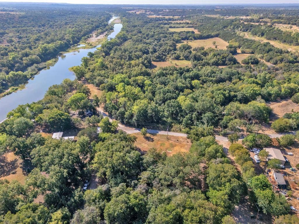 8810 Frontier Court, Granbury, TX 76048 8810 Frontier Court, Granbury, TX 76048