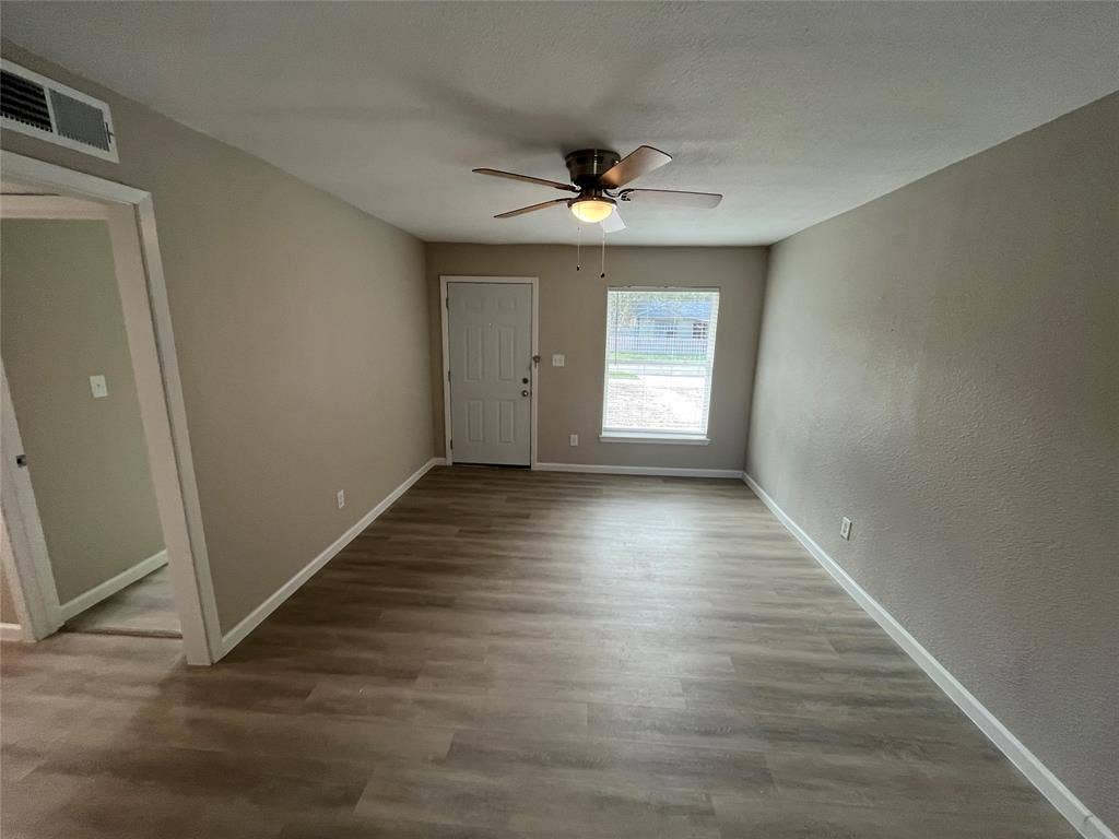 9527 Musgrave Drive, Dallas, TX 75217 9527 Musgrave Drive, Dallas, TX 75217