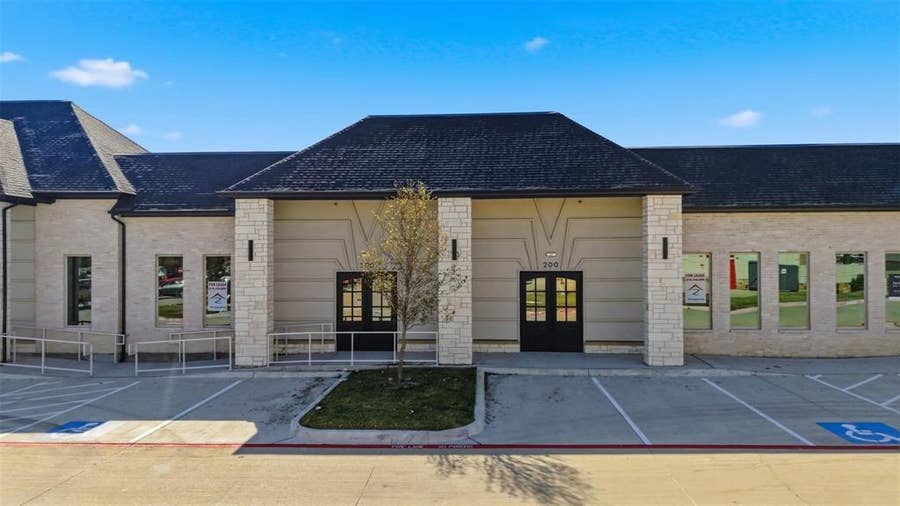 Property photo for 5121 S Custer Road, #200, McKinney, TX