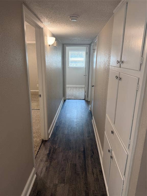 725 Willow Street, Hurst, TX 76053 725 Willow Street, Hurst, TX 76053