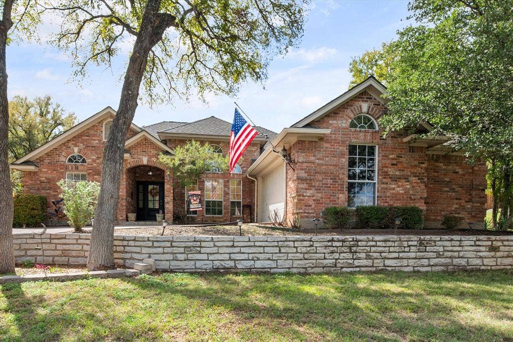 6511 Westover Drive, Granbury, TX 76049