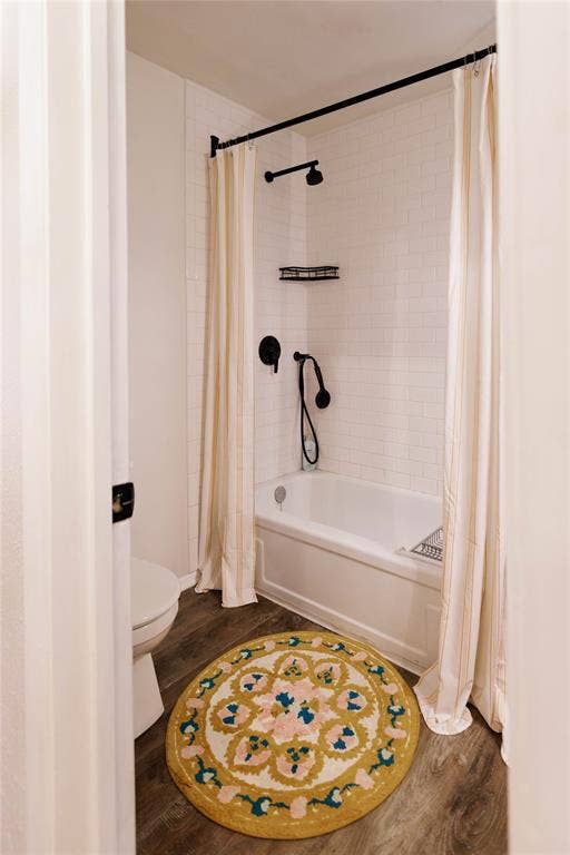 8812 Panther Drive, Woodway, TX 76712 8812 Panther Drive, Woodway, TX 76712
