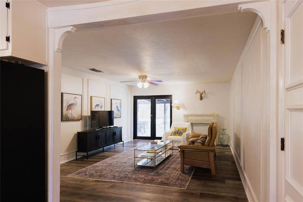 8812 Panther Drive, Woodway, TX 76712 8812 Panther Drive, Woodway, TX 76712