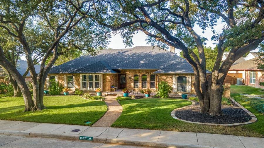 Property photo for 16308 Fallkirk Drive, Dallas, TX