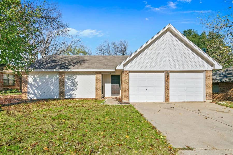 Property photo for 2334 Dartmouth Drive, Grand Prairie, TX