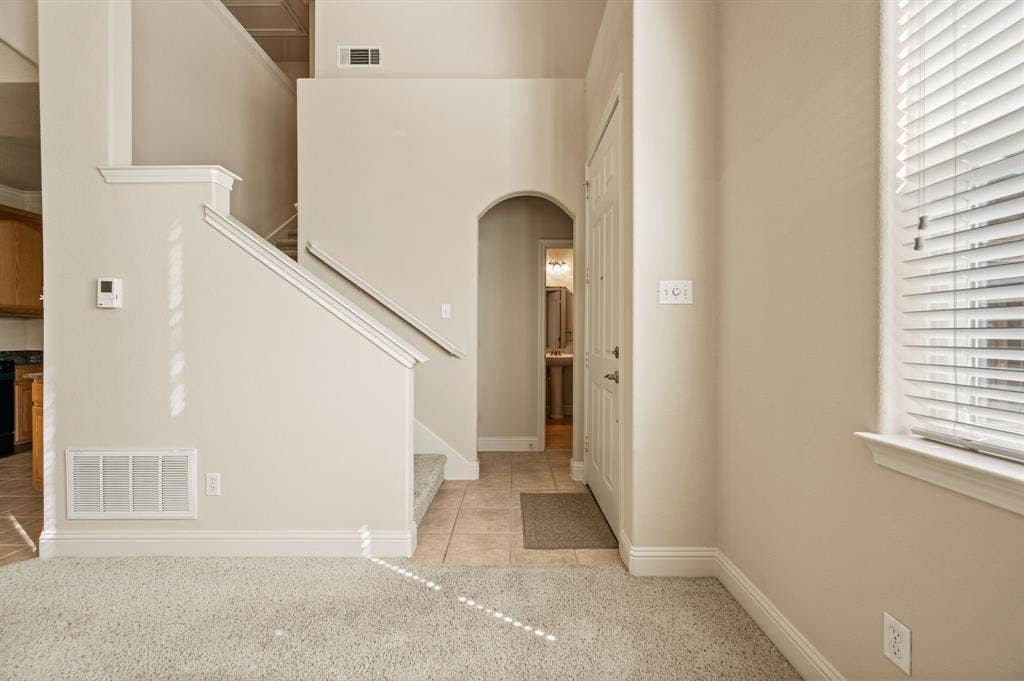 614 Rosemead Drive, Euless, TX 76039 614 Rosemead Drive, Euless, TX 76039