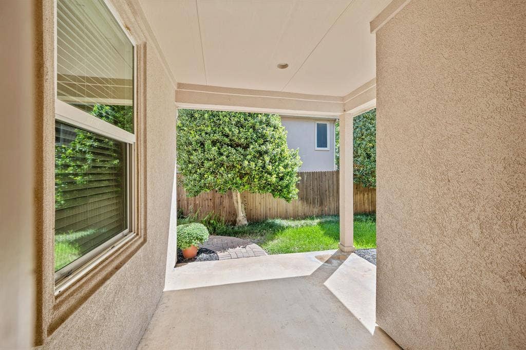 614 Rosemead Drive, Euless, TX 76039 614 Rosemead Drive, Euless, TX 76039