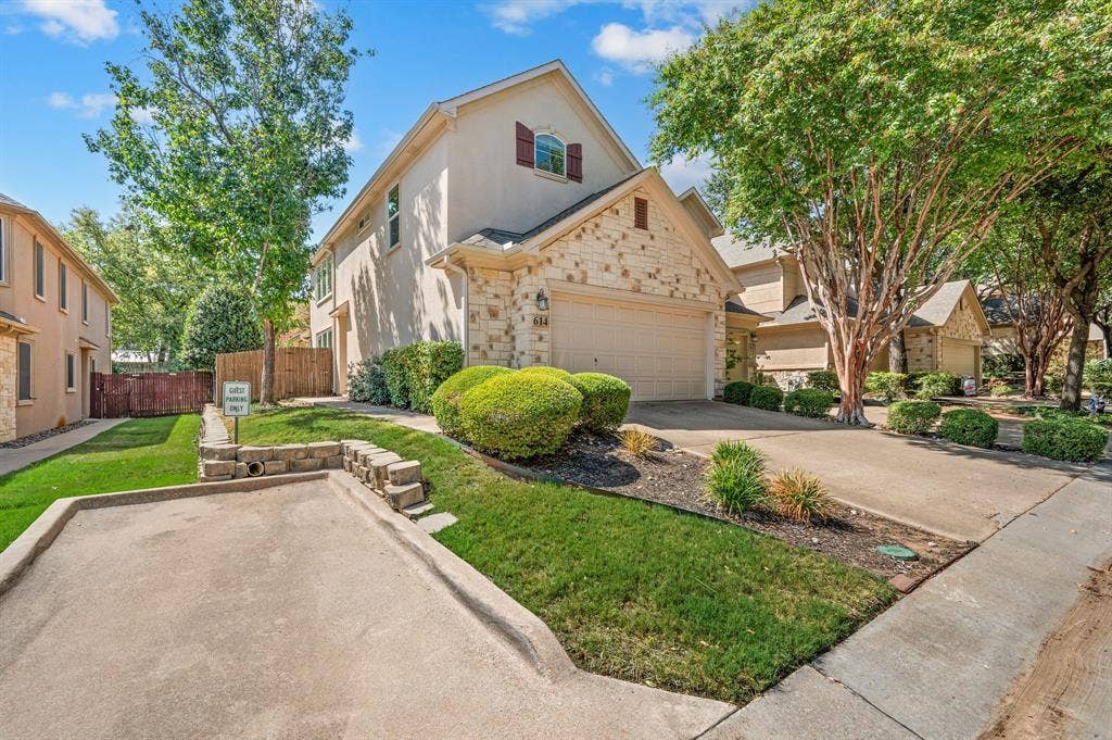 614 Rosemead Drive, Euless, TX 76039 614 Rosemead Drive, Euless, TX 76039