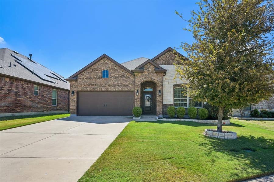 Property photo for 1713 Tumbleweed Court, Celina, TX