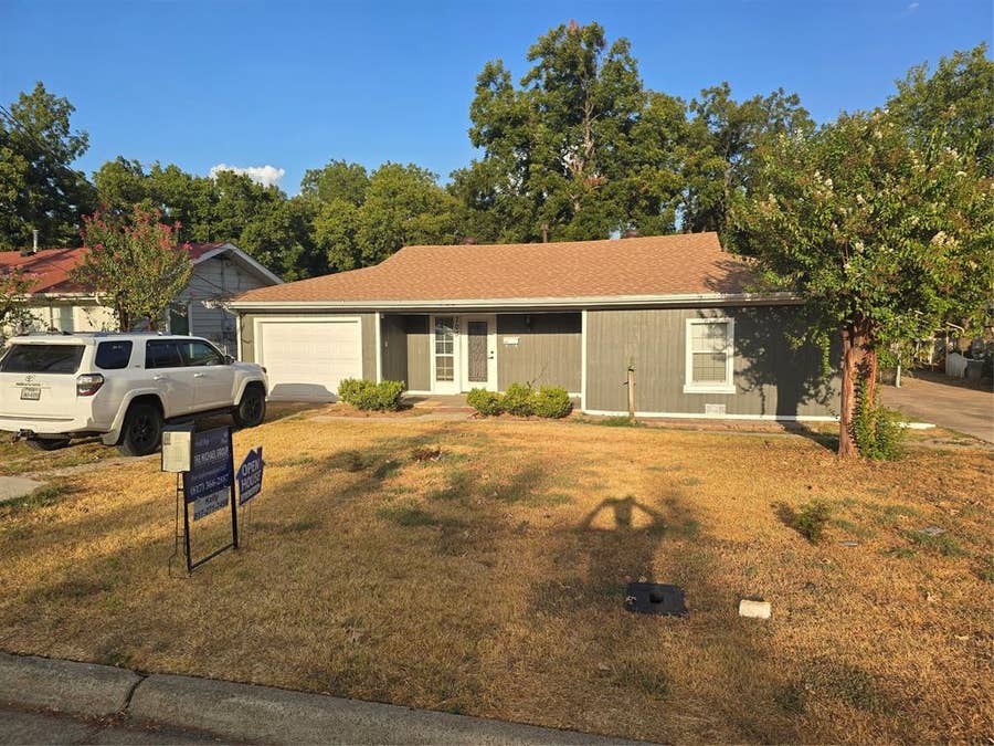 Property photo for 705 Vine Street, Euless, TX