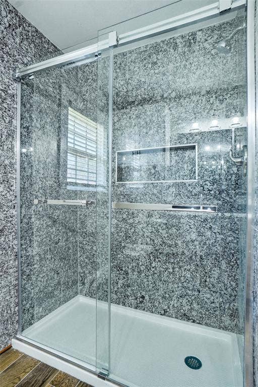 705 Vine Street, Euless, TX 76040 new shower in hall bath