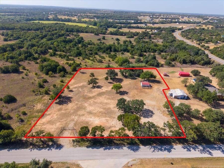 Property photo for 110 Friendship Road, Weatherford, TX