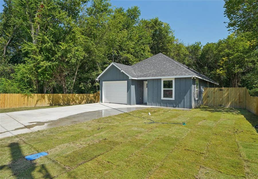 Property photo for 117 Maxwell Street, Sulphur Springs, TX