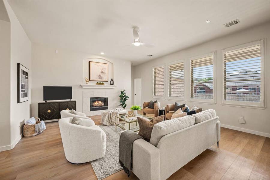Property photo for 329 Village Trail, Trophy Club, TX