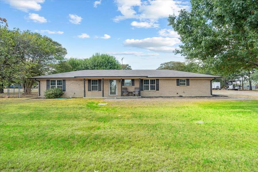 Property photo for 13096 W Highway 31, Purdon, TX
