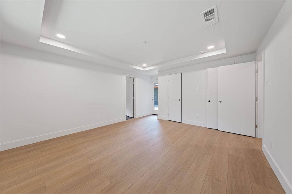9917 Sandalwood Drive, Woodway, TX 76712 Installed soon: light fixtures and hardware